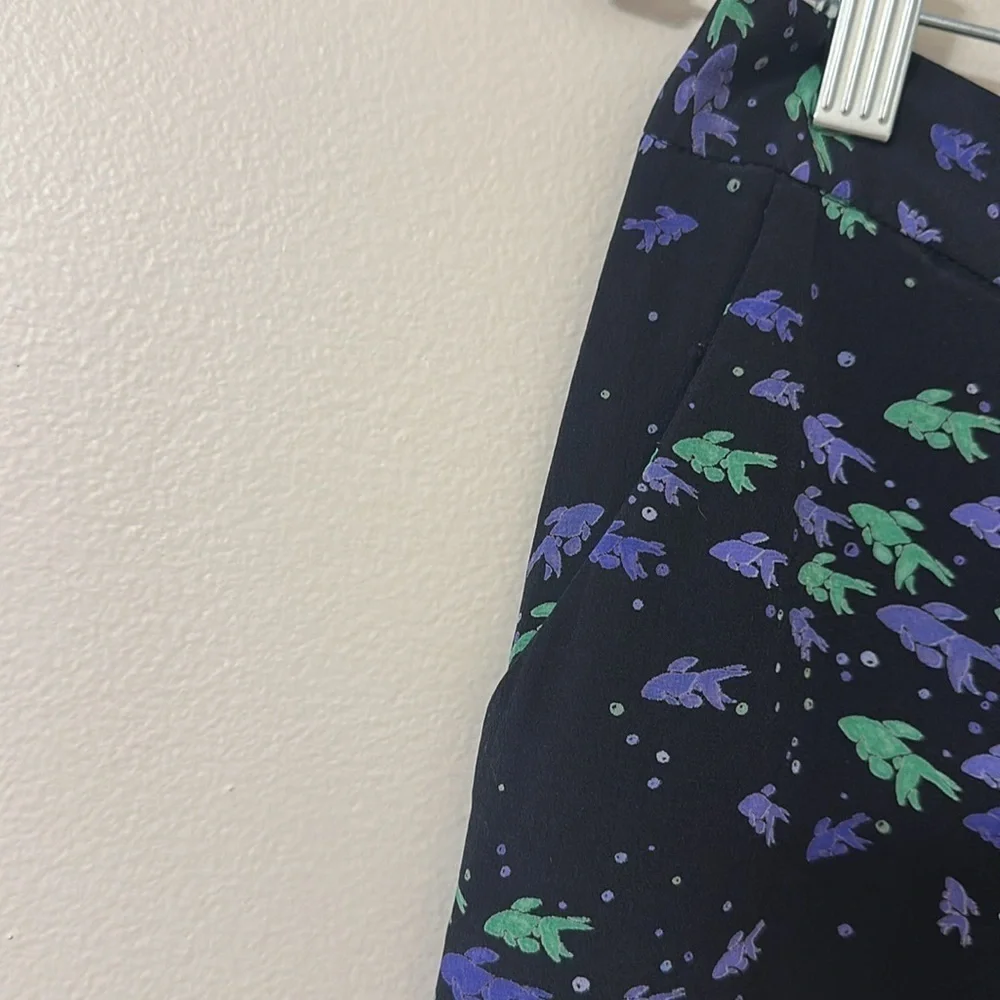 Tori Richard Womens 100% Silk Fish Print Shorts Sz 4 Resortwear Preppy Coastal - Picture 5 of 8